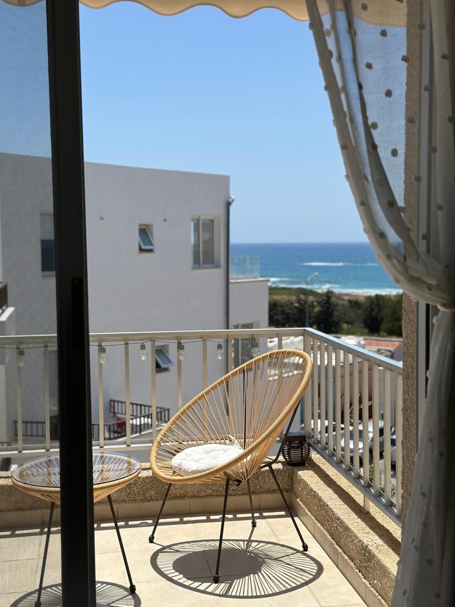 Sea View Apartment Near The Beach パ フォス エクステリア 写真
